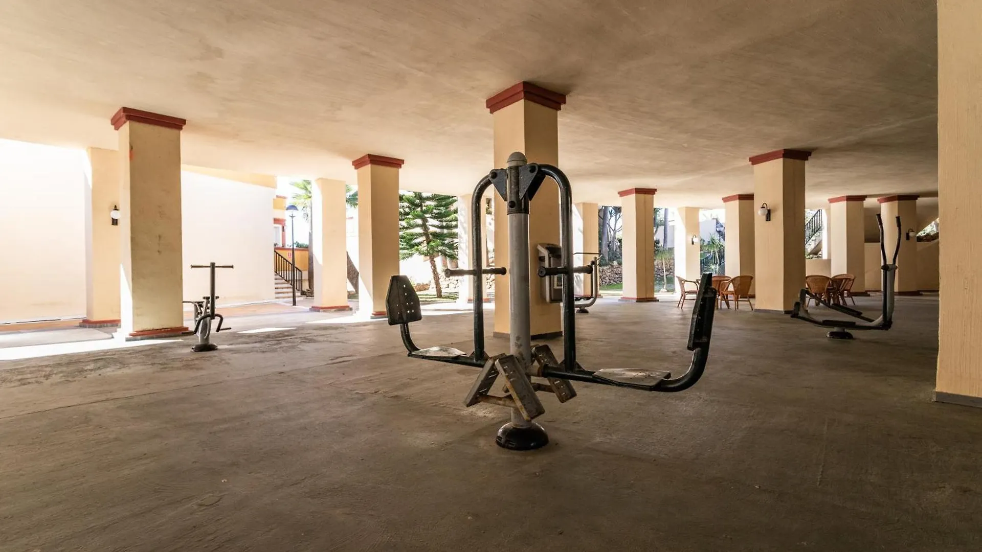 2 Estudios En La Romana Playa, Uno Con Vista Parcial Mar Y Otro Vista A La Piscina Marbella Spain