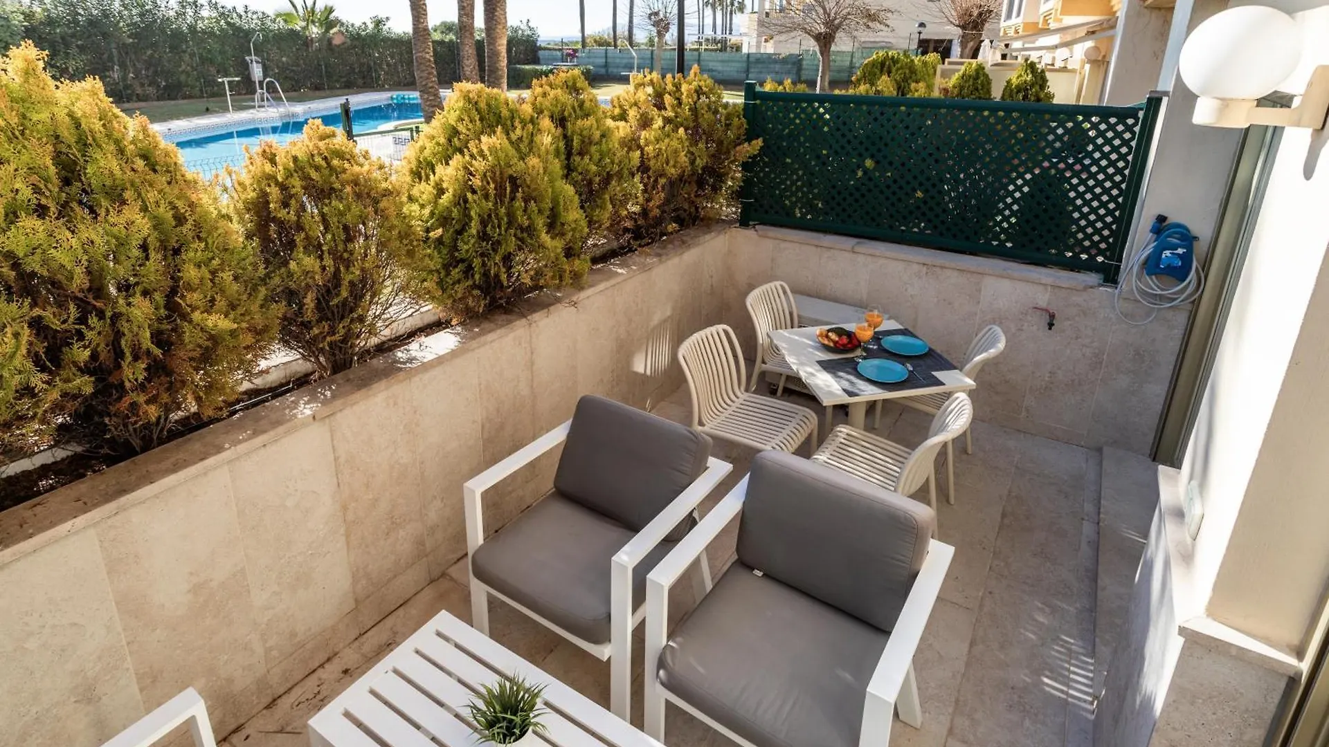 Apartment 2 Estudios En La Romana Playa, Uno Con Vista Parcial Mar Y Otro Vista A La Piscina Marbella Spain
